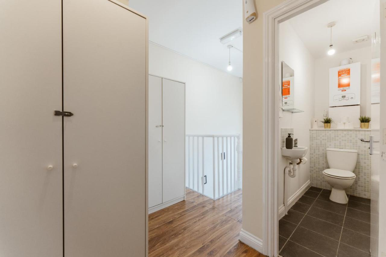 Mile End Rooms 57A London Exteriör bild