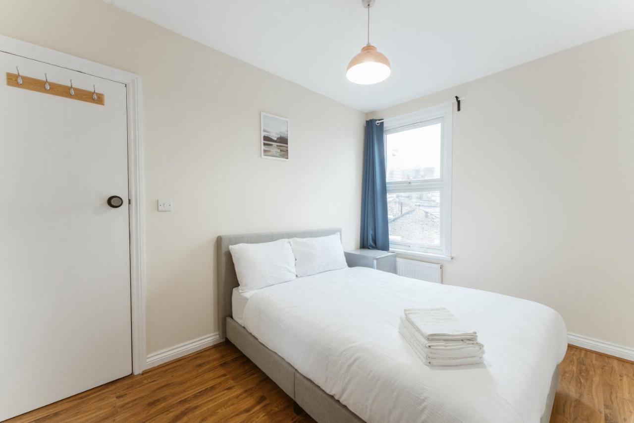 Mile End Rooms 57A London Exteriör bild
