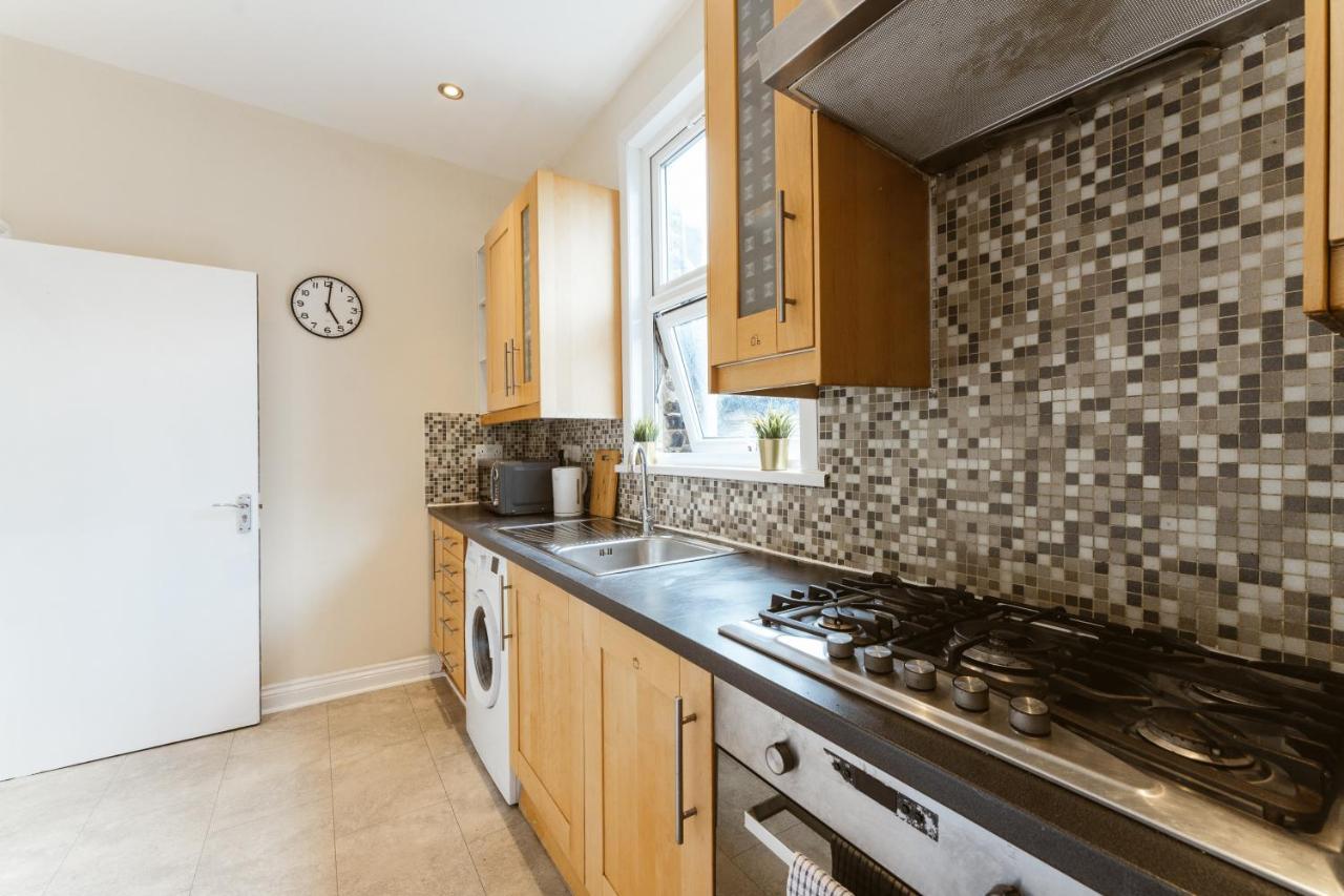 Mile End Rooms 57A London Exteriör bild