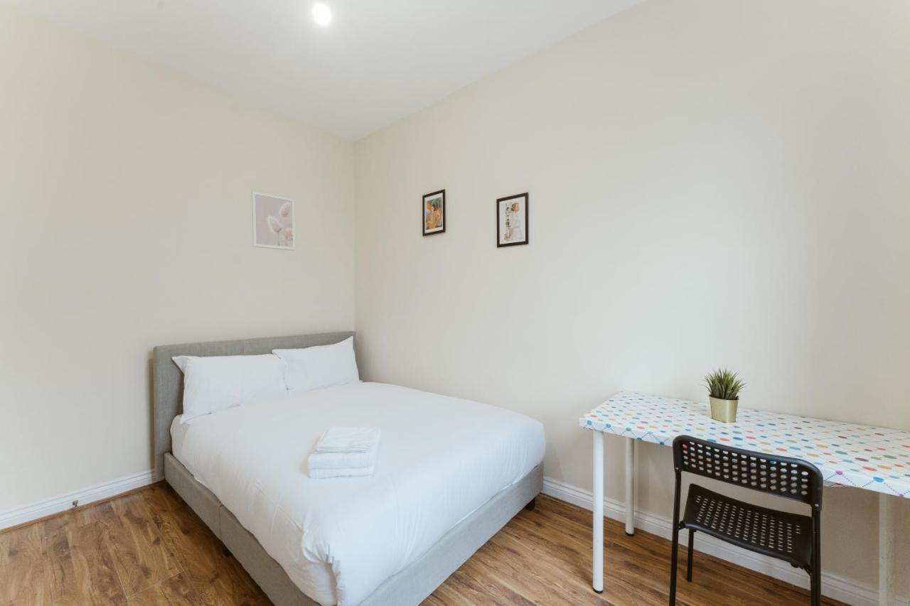Mile End Rooms 57A London Exteriör bild